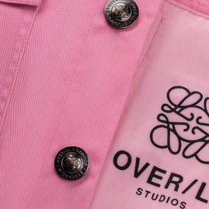 Studentoverall Modern Fit - OVER/LL® Limited Drop (Rosa)